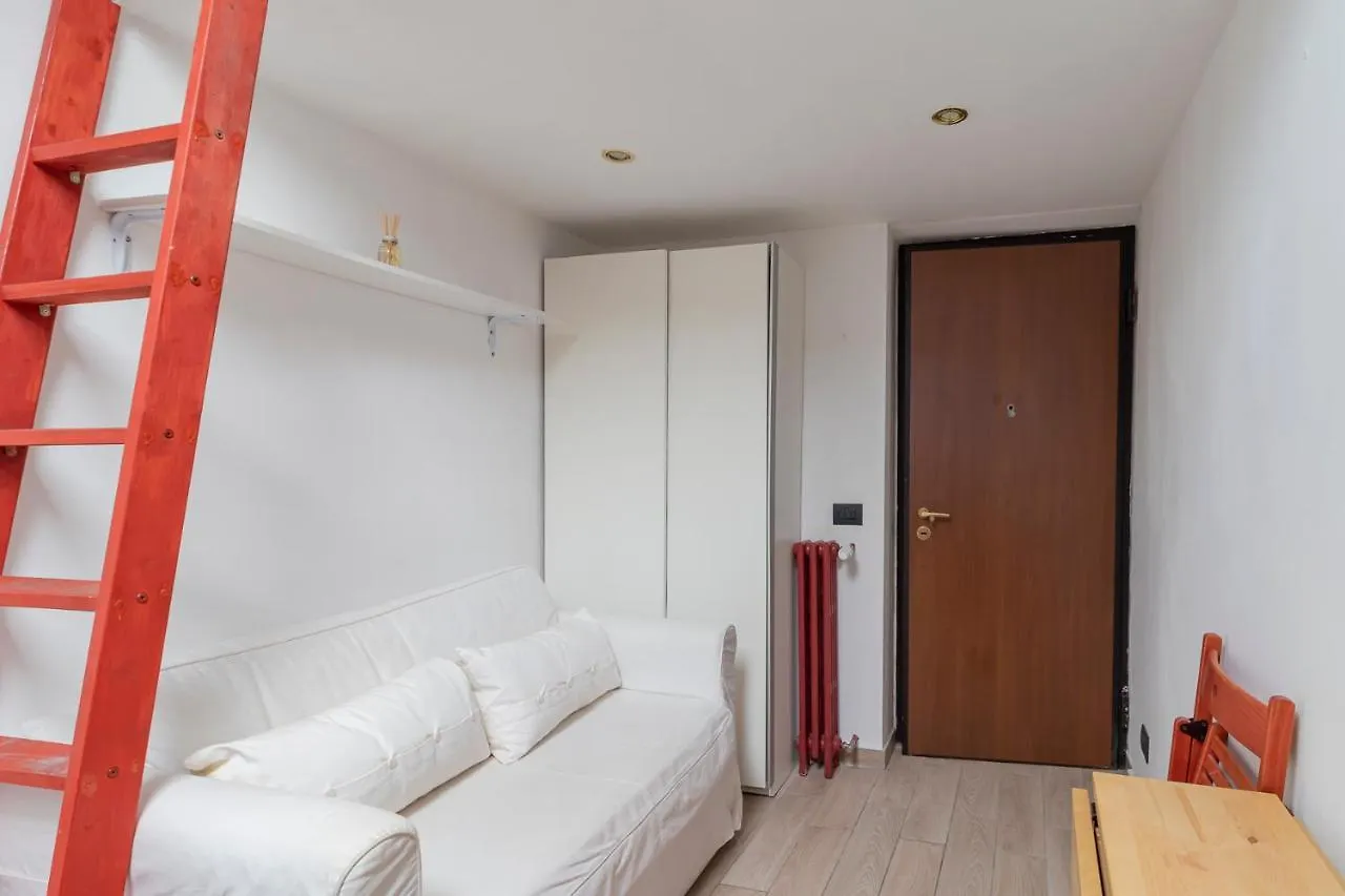 Citta' Studi Apartment Poggi 7 Milan 0*,