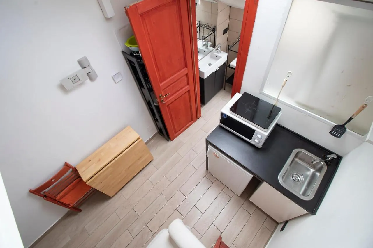 Citta' Studi Apartment Poggi 7 Milan 0*,  Italy